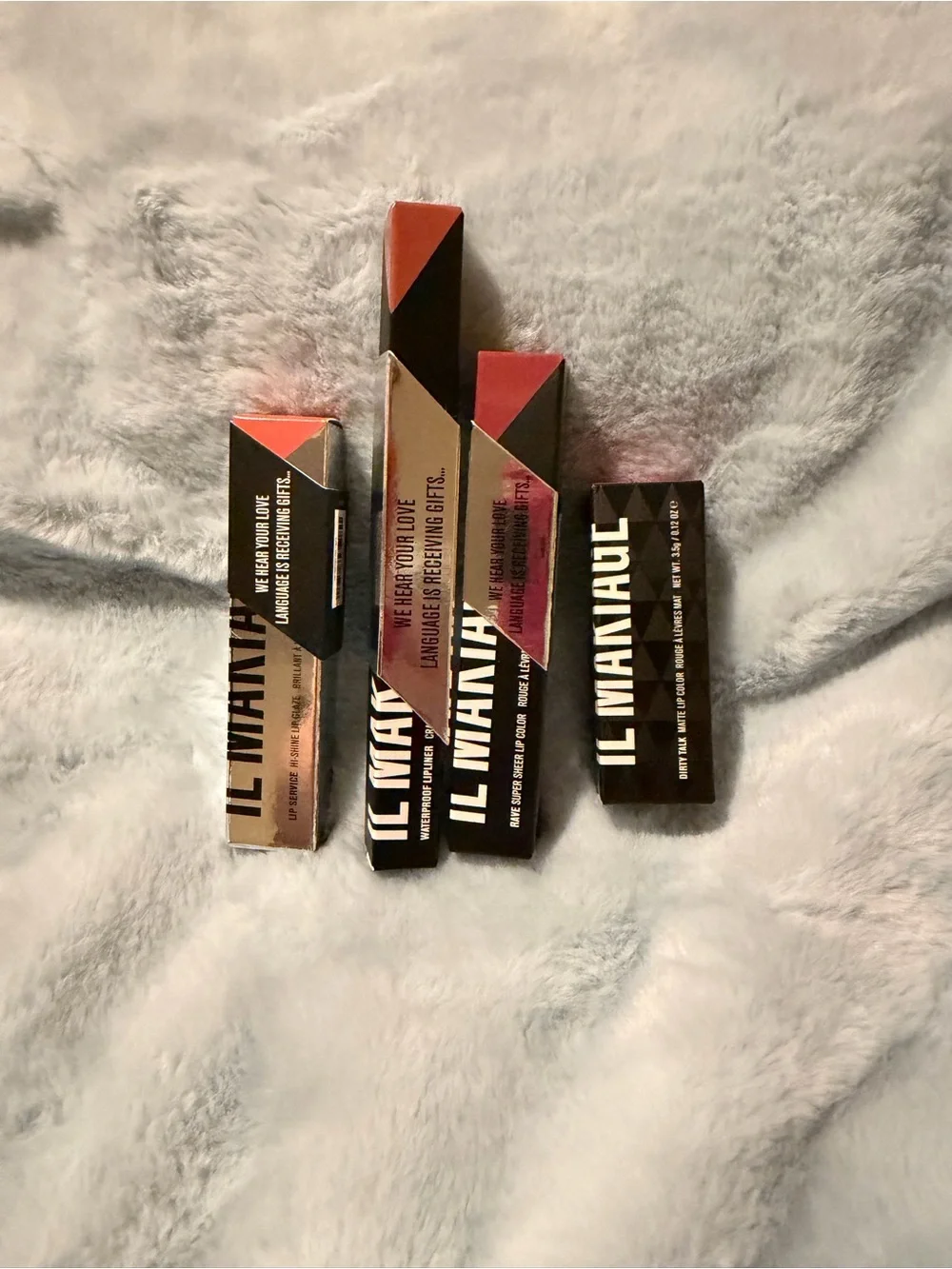 IL MAKIAGE Lipstick Duo Pack in Red and Pink